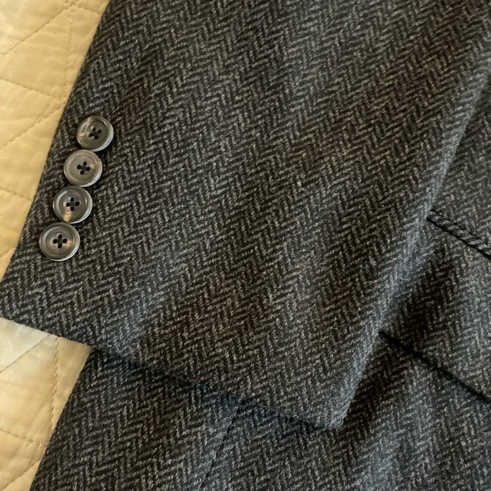 Hickey Freeman Made in USA HerringboneWool Sport Jacket in Charcoal Size 46 R - Picture 3 of 6